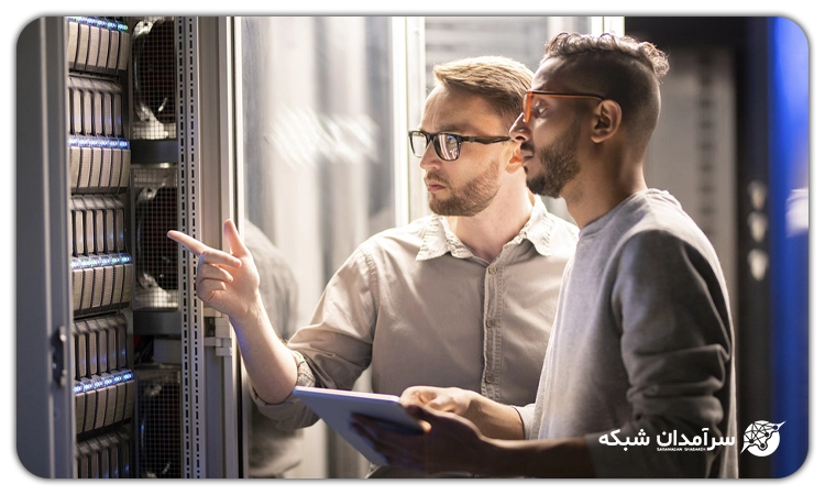 رک شبکه چیست؟ اشنایی با انواع رک سرور